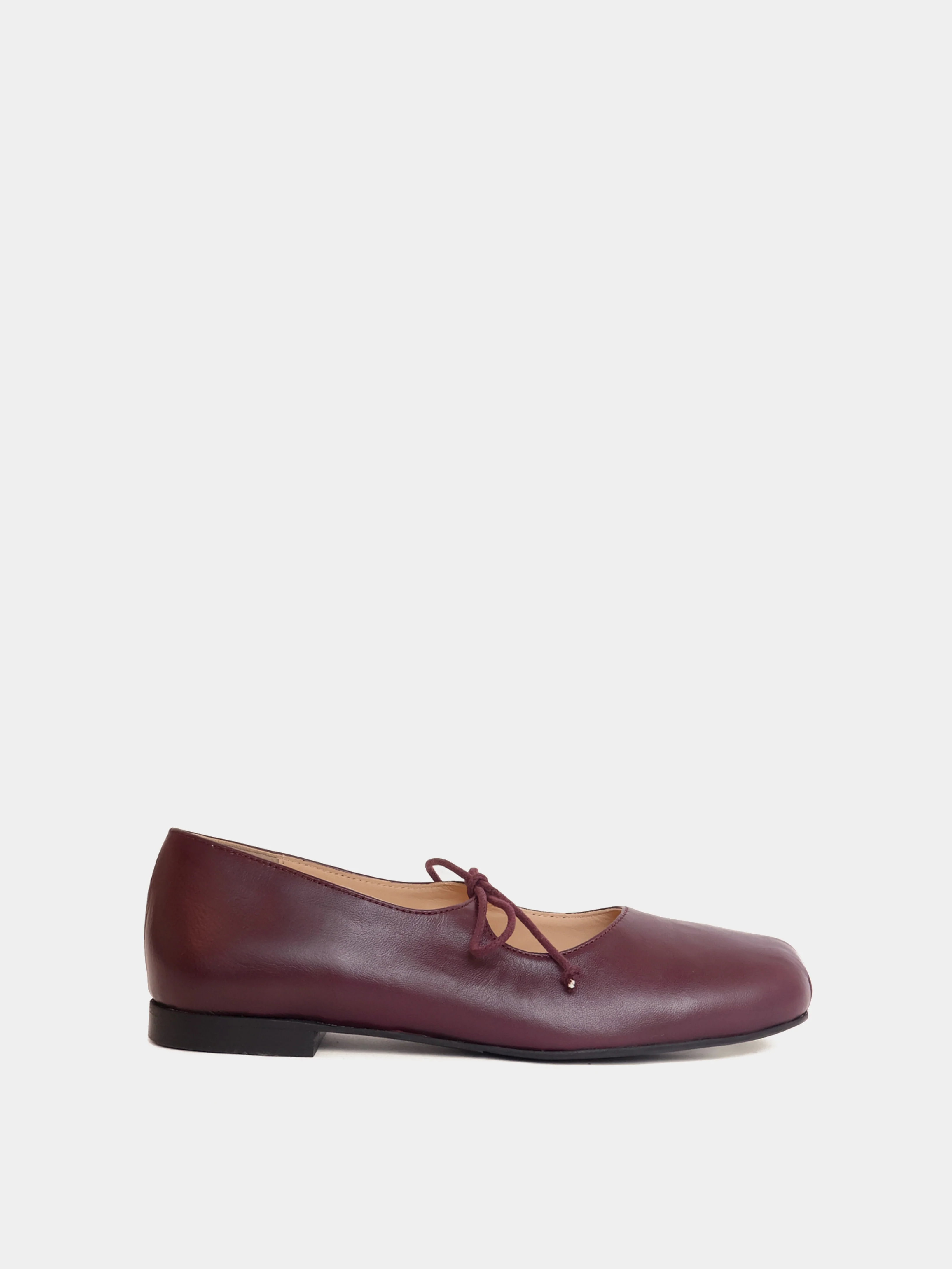 Gaia Bordeaux Ballerina
