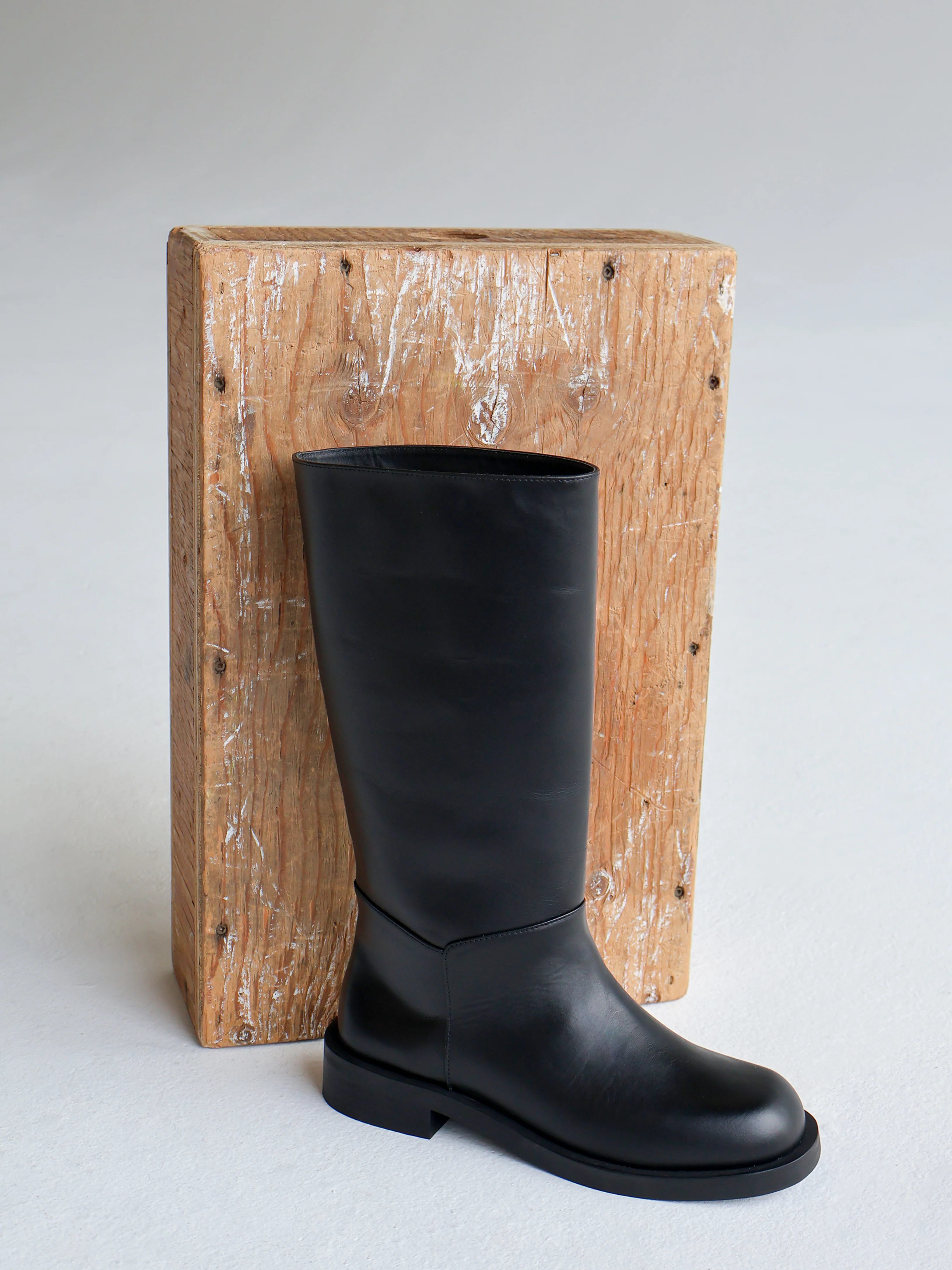 Ludo Black Boot - Image 4