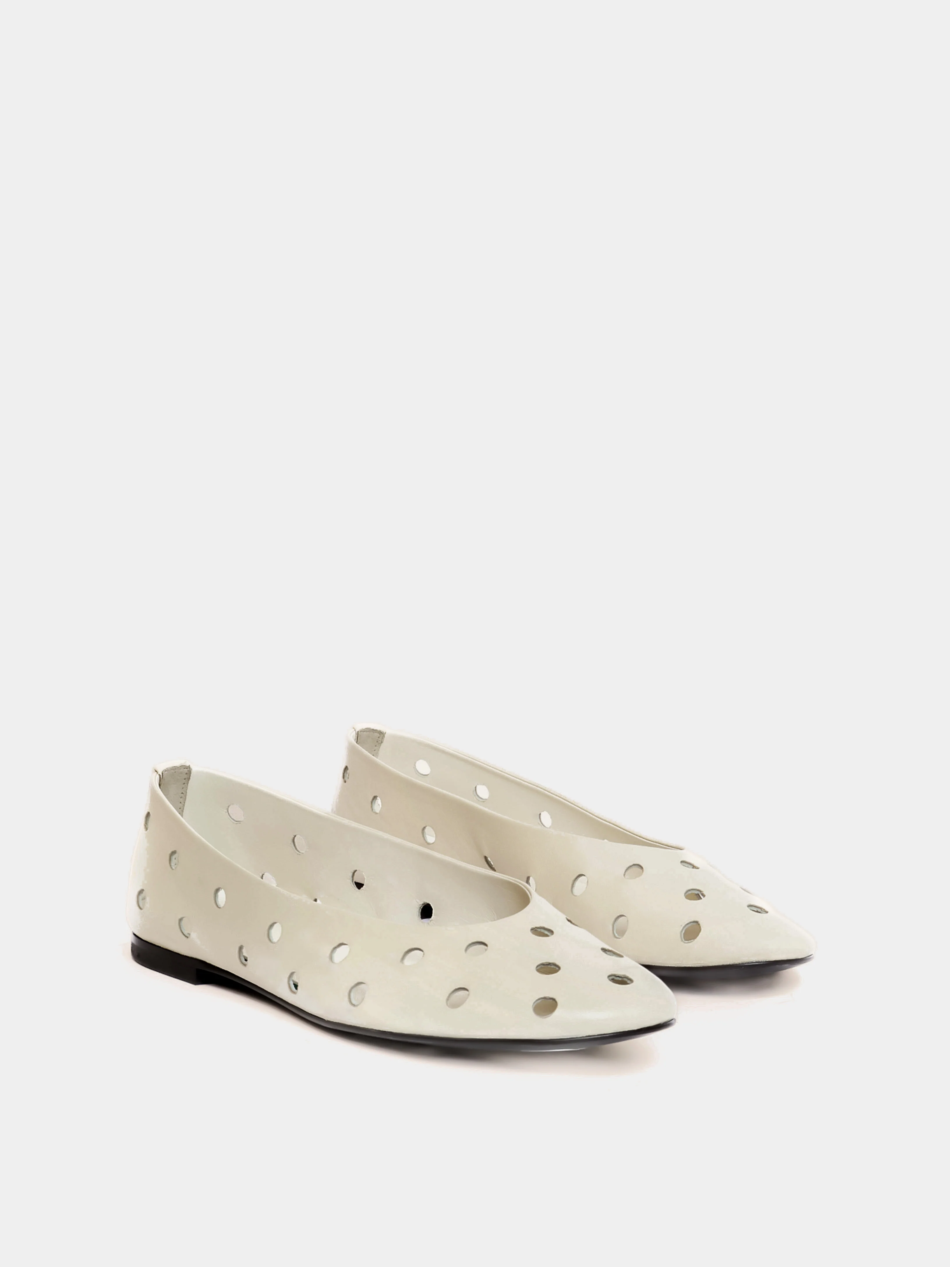 Madalena Cream Ballerina - Image 3