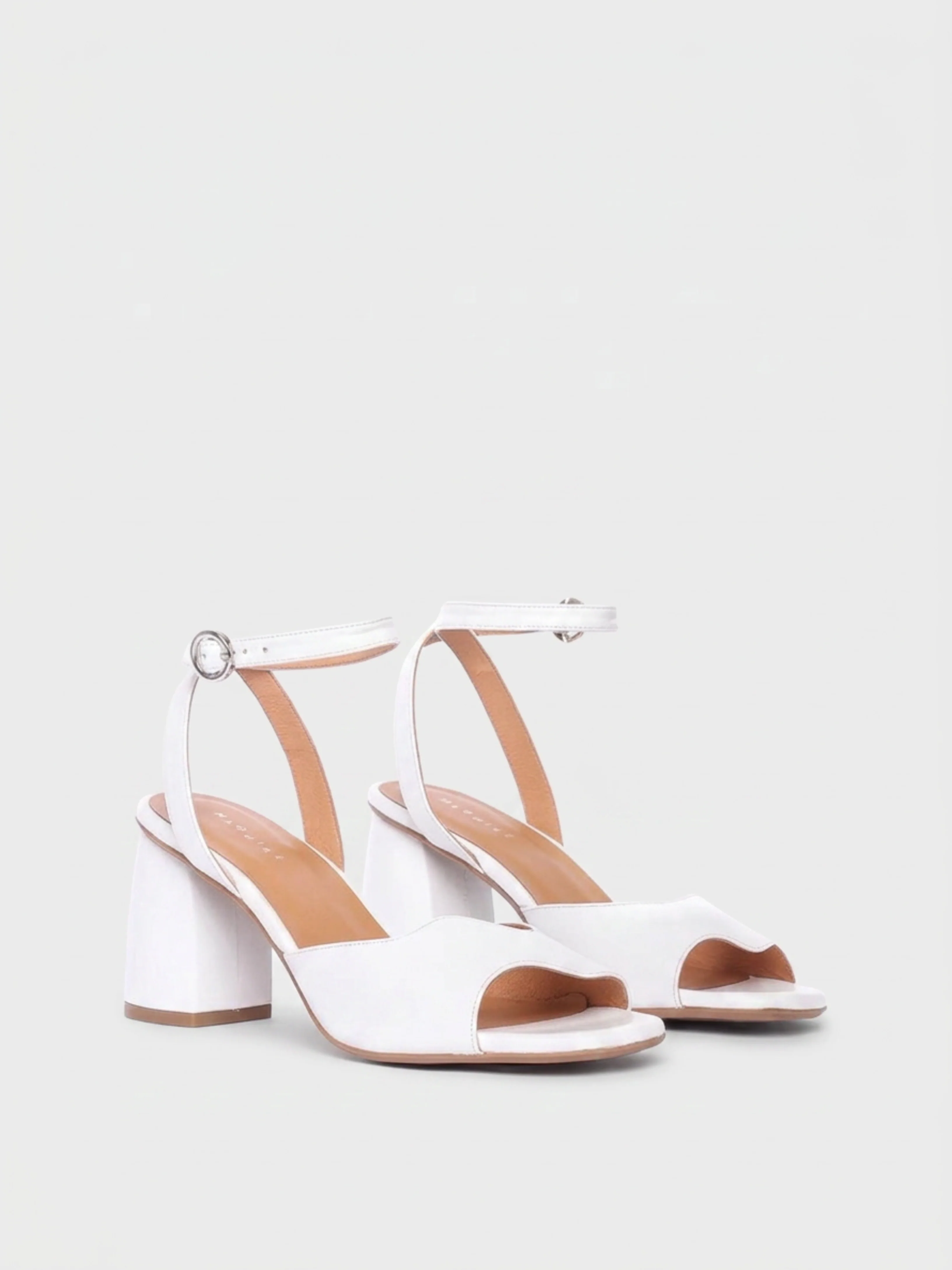 Malaga White Heel - Image 3
