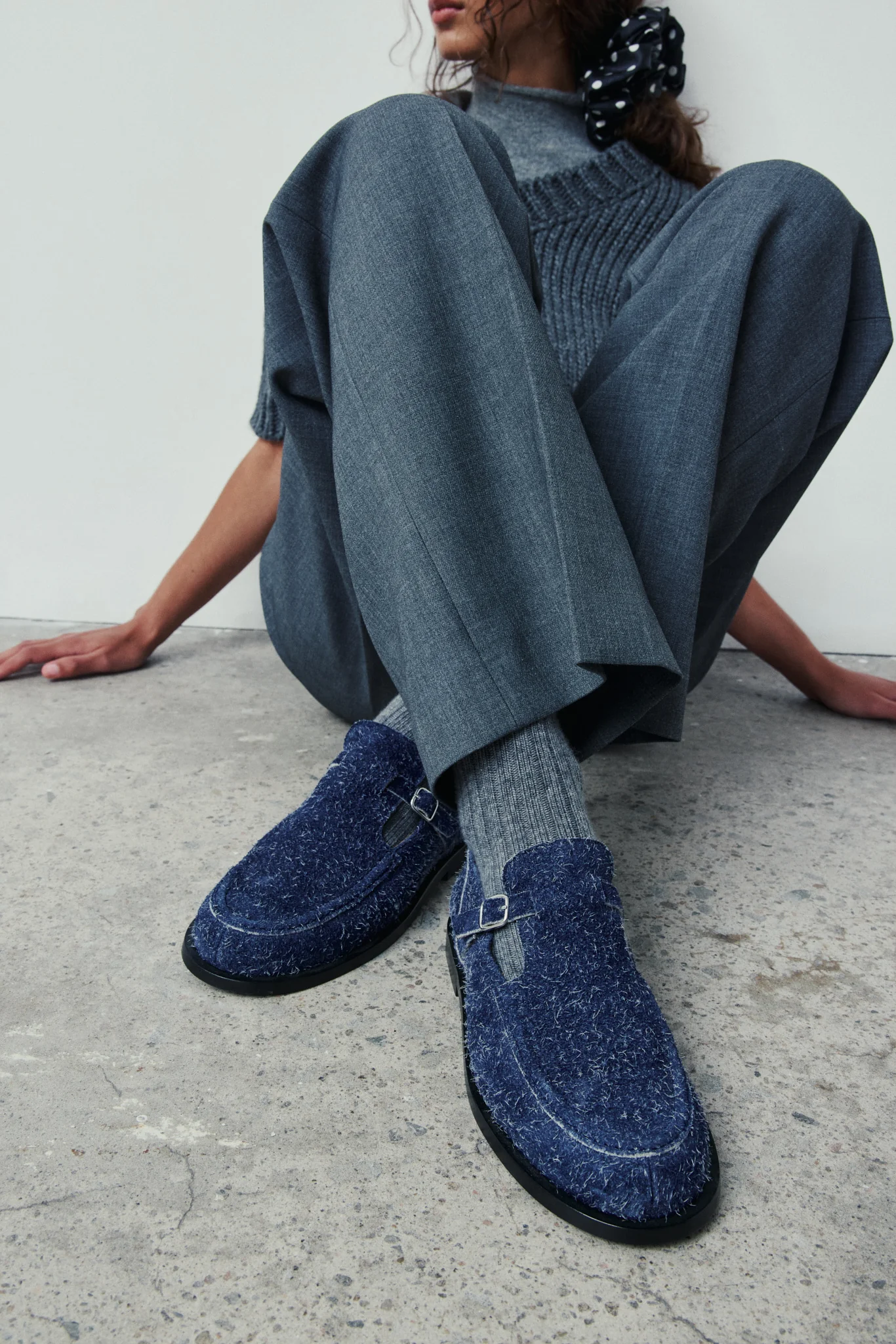 Zafra Navy Flat - Image 2
